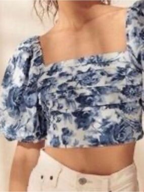 Abercrombie & Fitch Blue Floral Puff-Sleeve Square-Neck Crop Top